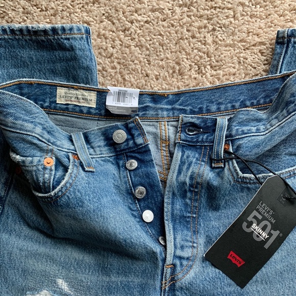 Levi's 501 Skinny Distressed Jeans Super Stylish - Picture 4 of 5